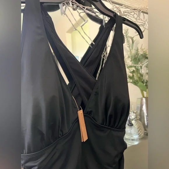 SHAPELLX Smart Sculpt Plunge Cutout Swimsuit- NWT - Picture 9 of 9